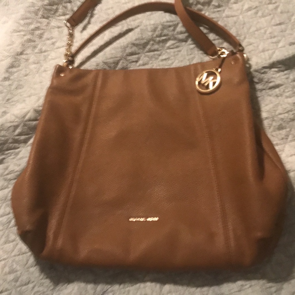 Michael Kors puse